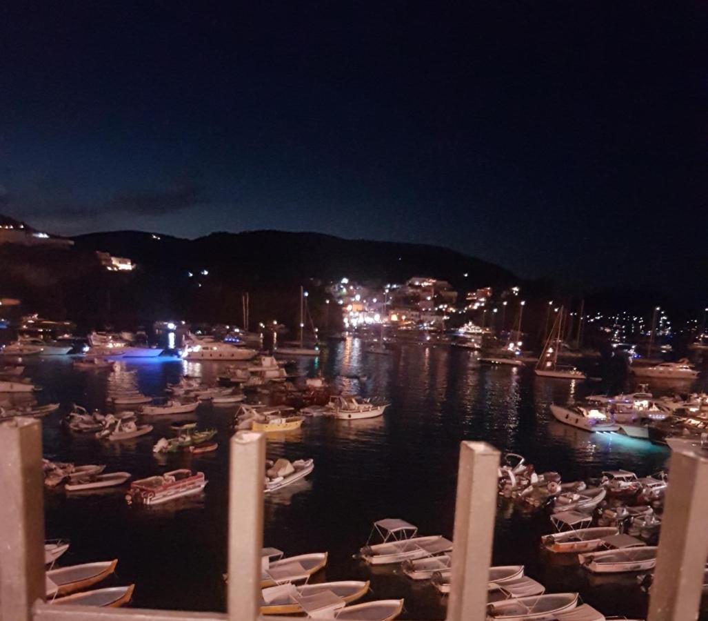 Hotel La Baia Πόντσα Εξωτερικό φωτογραφία