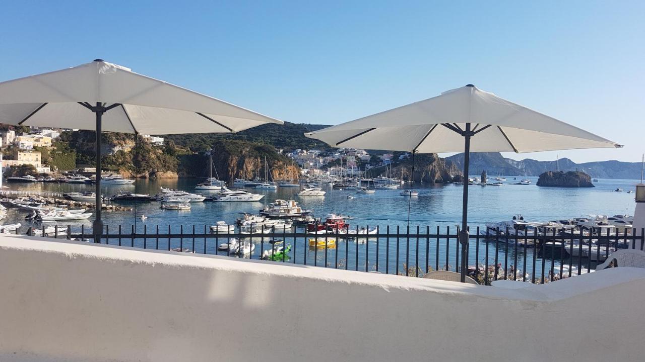 Hotel La Baia Πόντσα Εξωτερικό φωτογραφία