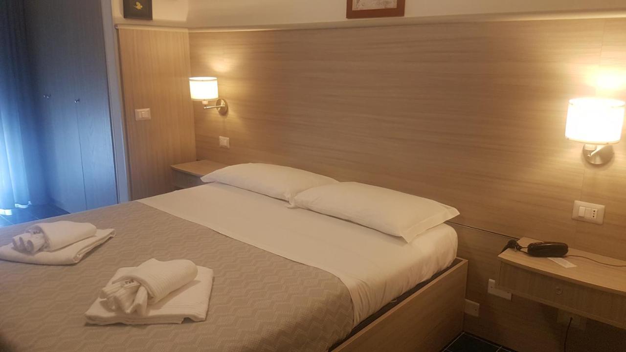 Hotel La Baia Πόντσα Εξωτερικό φωτογραφία