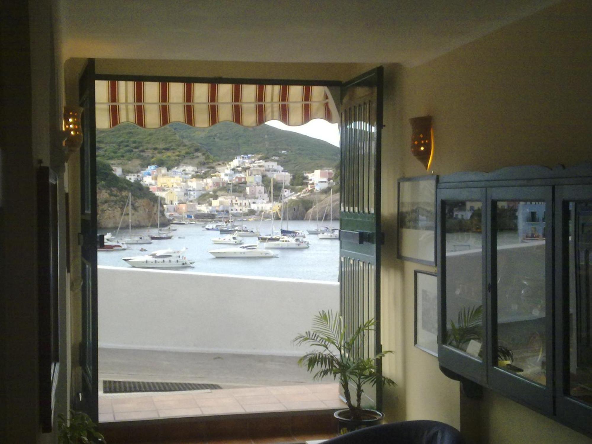 Hotel La Baia Πόντσα Εξωτερικό φωτογραφία