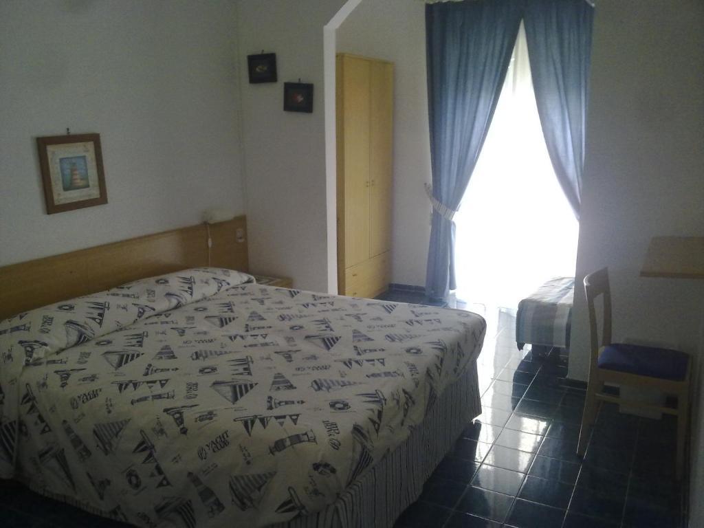 Hotel La Baia Πόντσα Δωμάτιο φωτογραφία