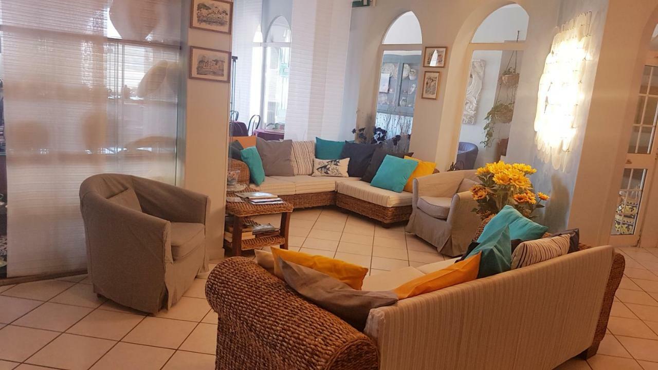Hotel La Baia Πόντσα Εξωτερικό φωτογραφία