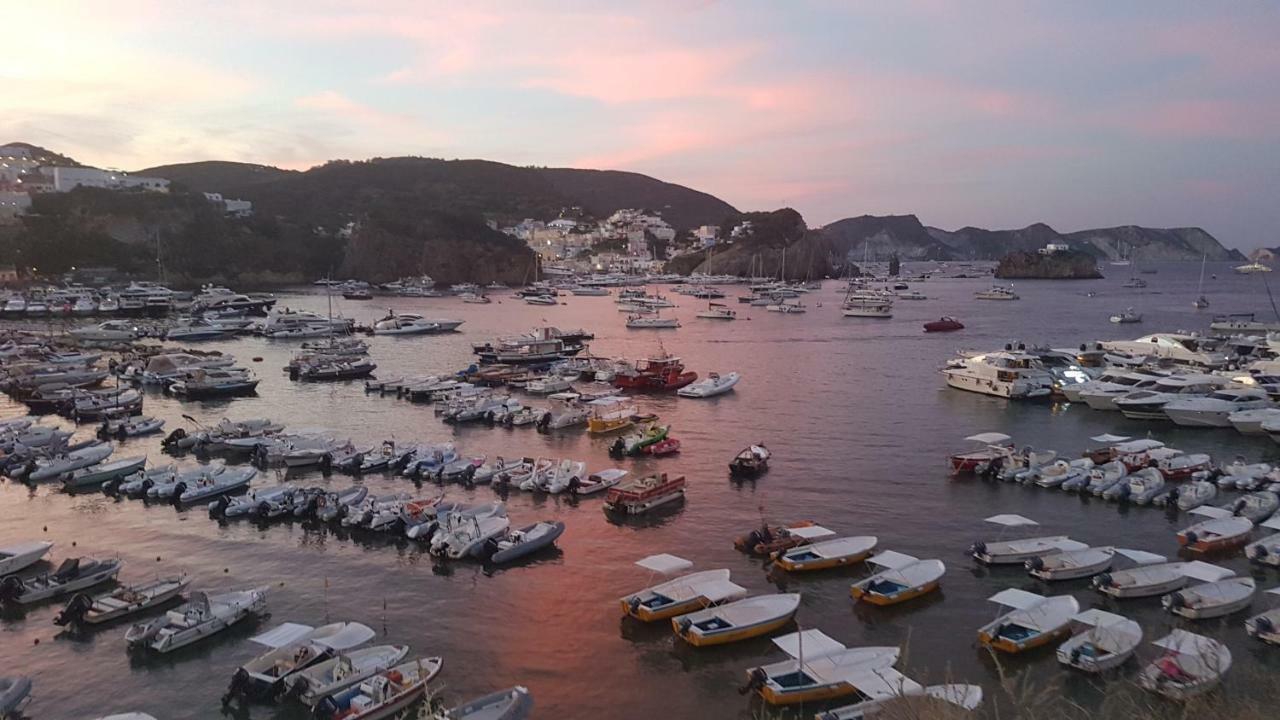 Hotel La Baia Πόντσα Εξωτερικό φωτογραφία
